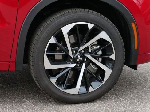 Used 2025 Mitsubishi Outlander SEL AWD/4WD image 7