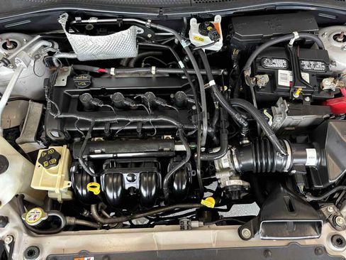 Used 2010 Ford Focus SEL FWD image 26
