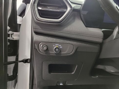 Used 2024 Chevrolet TrailBlazer LT w/ LT Cold Weather Package image 11