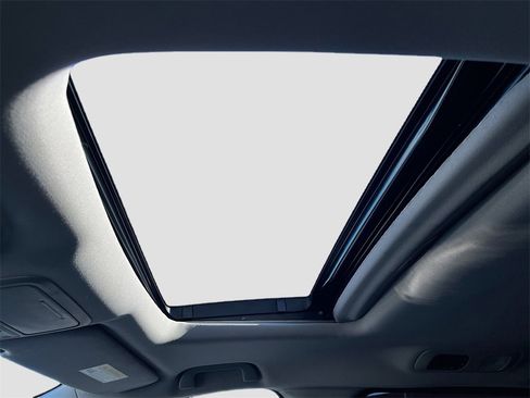 Used 2024 Honda Odyssey EX-L image 21