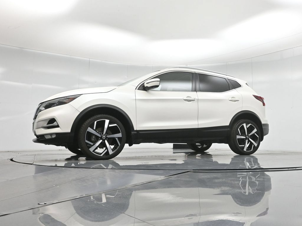 Used 2020 Nissan Rogue Sport SL w/ Premium Package FWD image 54