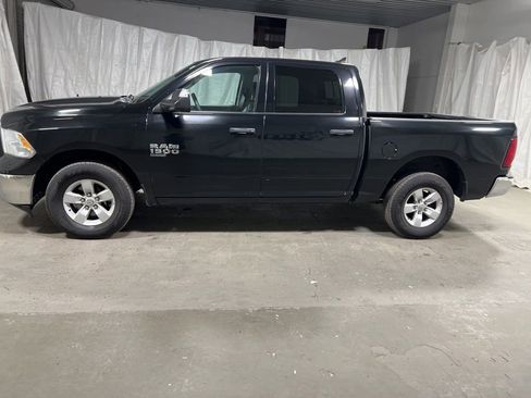 Used 2023 RAM 1500 Classic SLT w/ Trailer & Traction Group AWD/4WD image 4