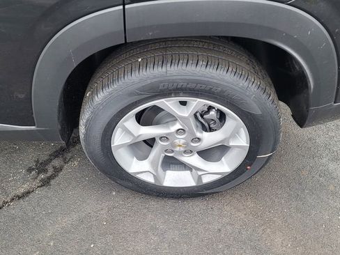 New 2026 Chevrolet Trax LS w/ LS Convenience Package image 8