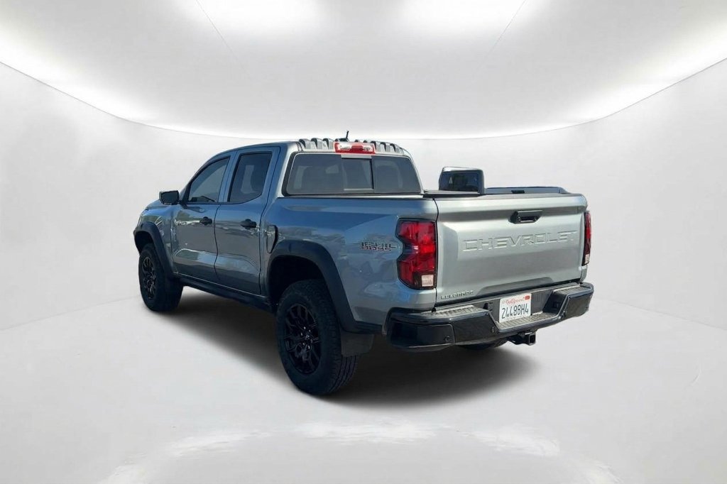 Used 2025 Chevrolet Colorado Trail Boss AWD/4WD image 8