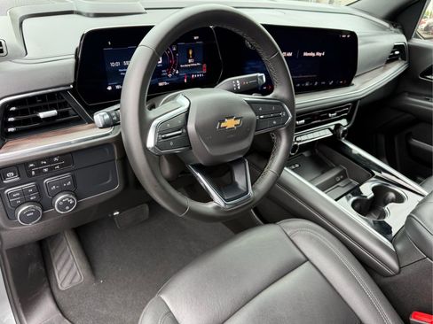 Used 2025 Chevrolet Tahoe LT AWD/4WD image 14