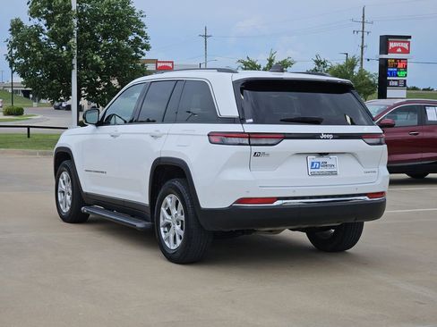 Used 2023 Jeep Grand Cherokee Limited w/ Trailer Tow Prep Group (B) RWD image 6