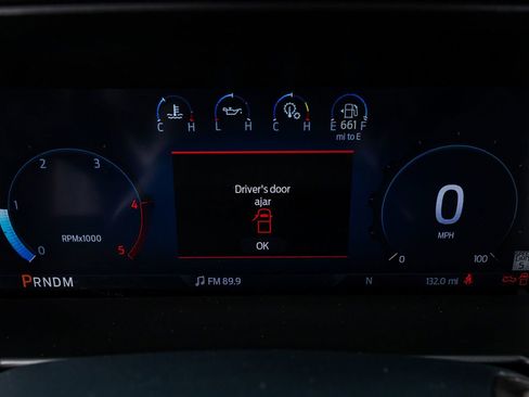 Used 2026 Ford F450 Platinum w/ FX4 Off-Road Package image 19