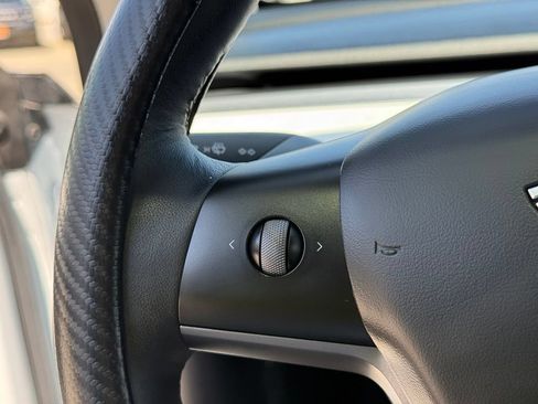 Used 2023 Tesla Model Y Long Range AWD/4WD image 14