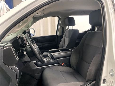 Used 2024 Toyota Tundra SR AWD/4WD image 10