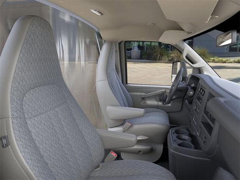 New 2025 Chevrolet Express 3500 w/ Power Convenience Package image 17