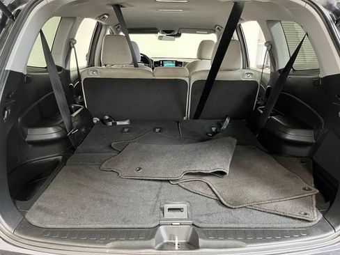 Used 2021 Honda Pilot EX image 10