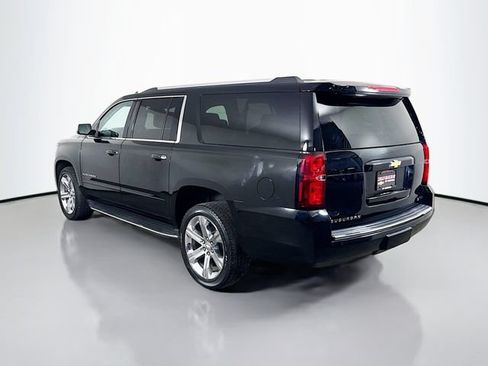 Used 2018 Chevrolet Suburban Premier AWD/4WD image 8