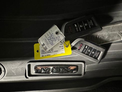 Used 2024 Acura MDX w/Technology Package image 29