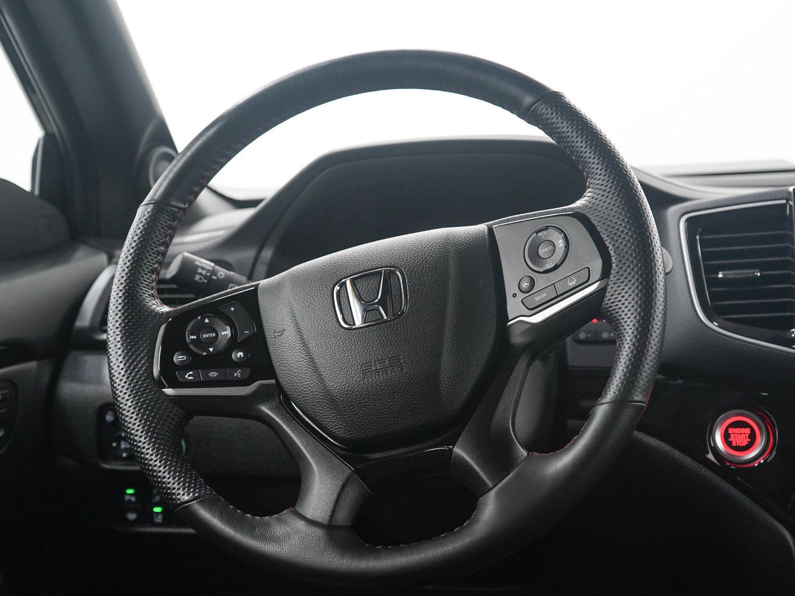Used 2024 Honda Passport Black Edition image 18