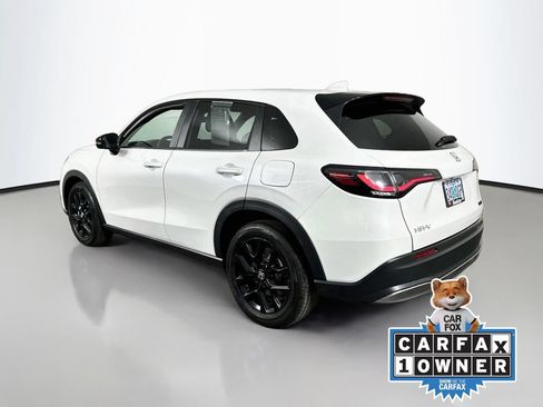 Certified 2025 Honda HR-V Sport image 6