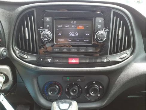 Used 2020 RAM ProMaster City Tradesman FWD image 17