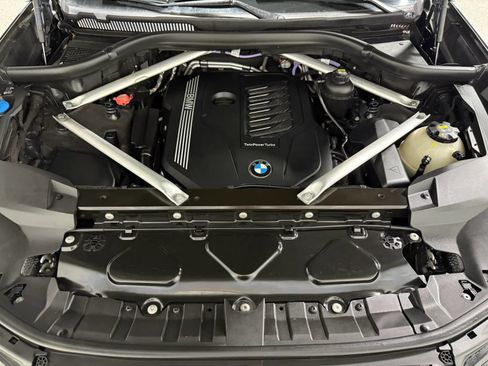 Used 2021 BMW X7 xDrive40i w/ Premium Package AWD/4WD image 88
