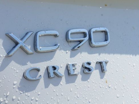 New 2026 Volvo XC90 B6 Plus w/ Protection Package Premier AWD/4WD image 9