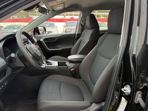Used 2023 Toyota RAV4 LE image 25