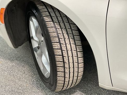 Used 2019 Chrysler Pacifica Touring Plus w/ Advanced Safetytec Group image 33