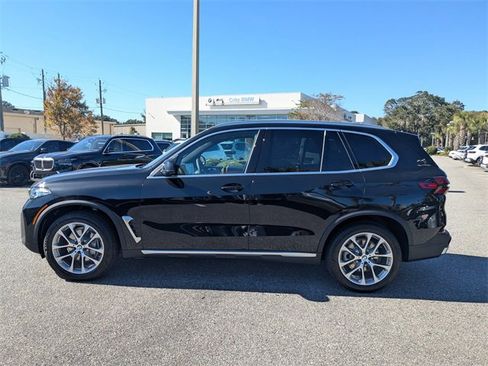 New 2026 BMW X5 xDrive40i w/ Climate Comfort Package image 8