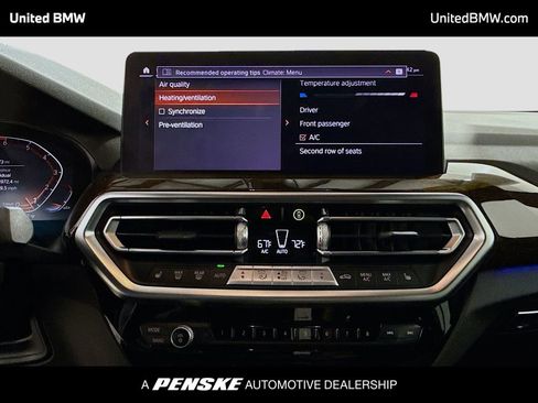 Used 2024 BMW X4 xDrive30i w/ Parking Assistance Package image 9