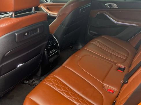 Used 2019 BMW X5 xDrive40i w/ M Sport Package AWD/4WD image 7
