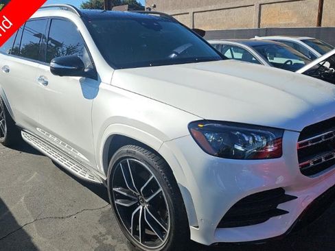 Used 2023 Mercedes-Benz GLS 450 4MATIC w/ AMG Line Exterior image 3