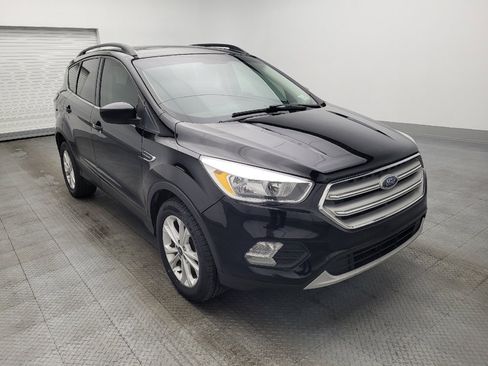 Used 2018 Ford Escape SE image 13