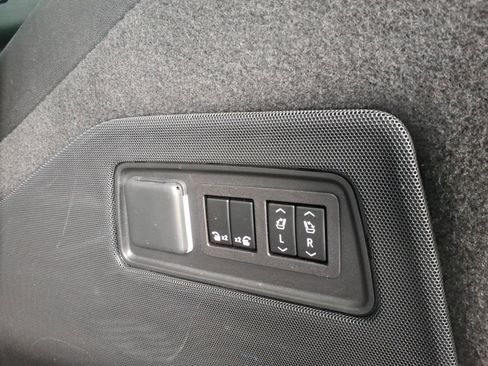 Certified 2023 Cadillac Escalade V w/ LPO, ONYX Package AWD/4WD image 14