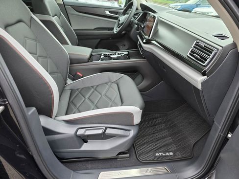 New 2026 Volkswagen Atlas Peak Edition AWD/4WD image 46