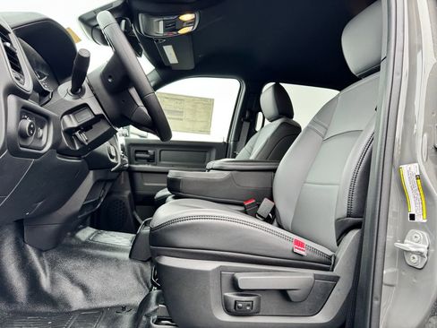 New 2026 RAM 4500 Tradesman AWD/4WD image 14