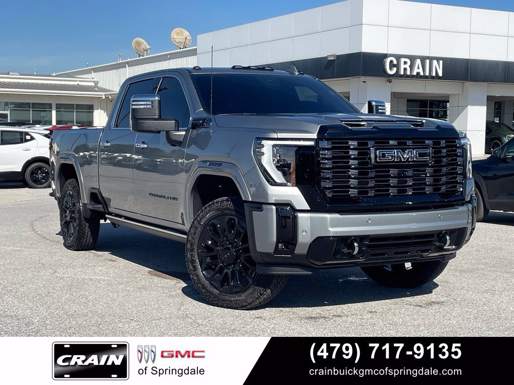 Used 2026 GMC Sierra 2500 Denali Ultimate w/ LPO, Black Badging Package AWD/4WD image 1