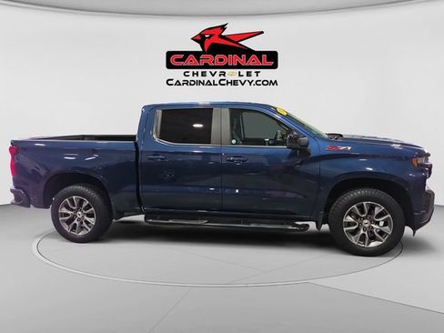 Used 2022 Chevrolet Silverado 1500 RST AWD/4WD image 2