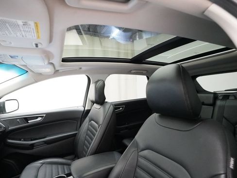 Used 2017 Ford Edge SEL w/ Equipment Group 201A AWD/4WD image 33