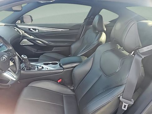 Used 2019 INFINITI Q60 3.0t Luxe w/ Essential Package image 19