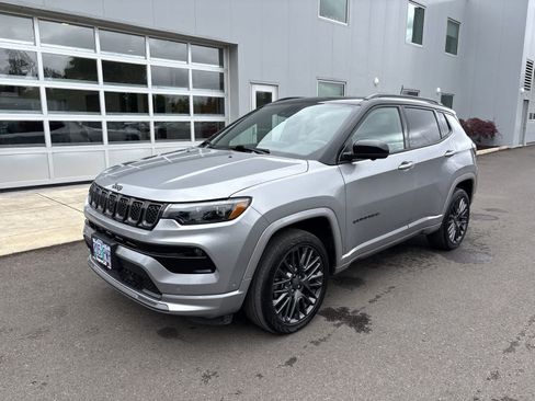 Certified 2024 Jeep Compass Limited w/ Driver Assist Group I AWD/4WD image 1