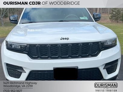 Used 2023 Jeep Grand Cherokee Altitude