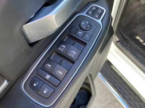 Used 2024 RAM 2500 Big Horn w/ Bed Utility Group image 25