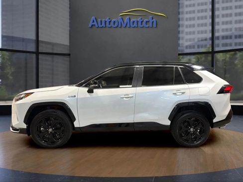 Used 2023 Toyota RAV4 XSE w/ Weather Package image 7