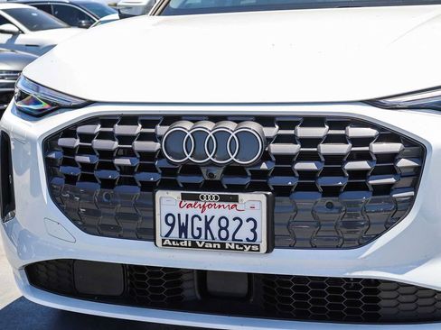 Used 2025 Audi Q5 Premium Plus w/ Premium Plus AWD/4WD image 8