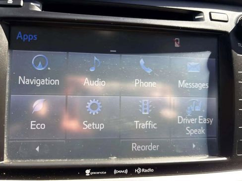 Used 2017 Toyota Highlander XLE image 30