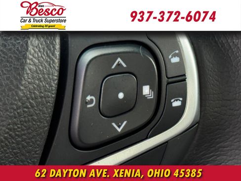 Used 2016 Toyota Camry SE image 11