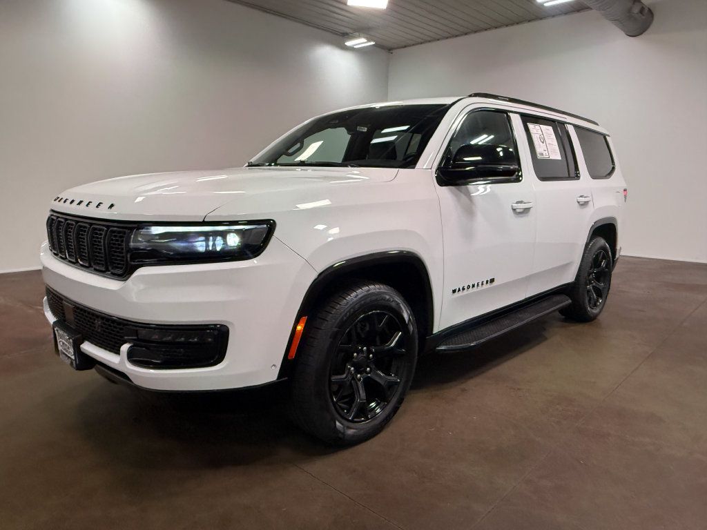 Used 2024 Jeep Wagoneer Series II AWD/4WD image 39
