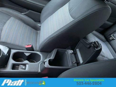 Used 2023 Nissan Leaf SV Plus image 28