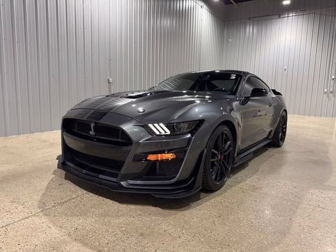Used 2020 Ford Mustang Shelby GT500 w/ Technology Package RWD image 1