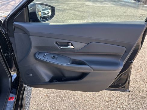 New 2026 Nissan Sentra SR w/ SR Premium Package FWD image 13