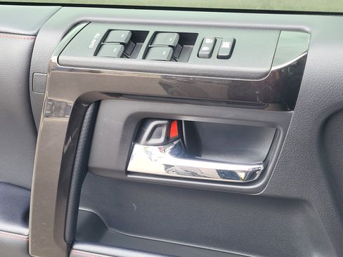 Certified 2023 Toyota 4Runner TRD Off-Road Premium w/ Off Road Premium Plus Package AWD/4WD image 22