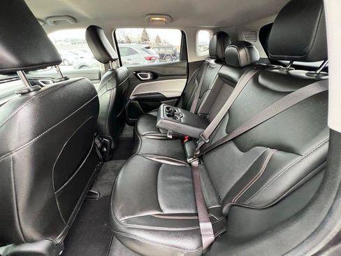Used 2022 Jeep Compass Limited image 20