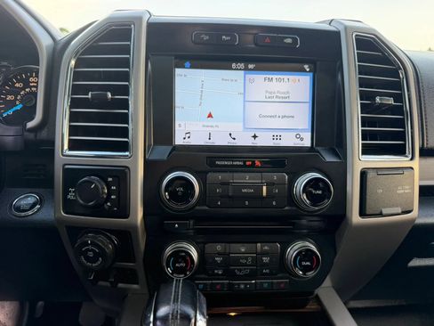 Used 2016 Ford F150 Lariat w/ Equipment Group 502A Luxury AWD/4WD image 57